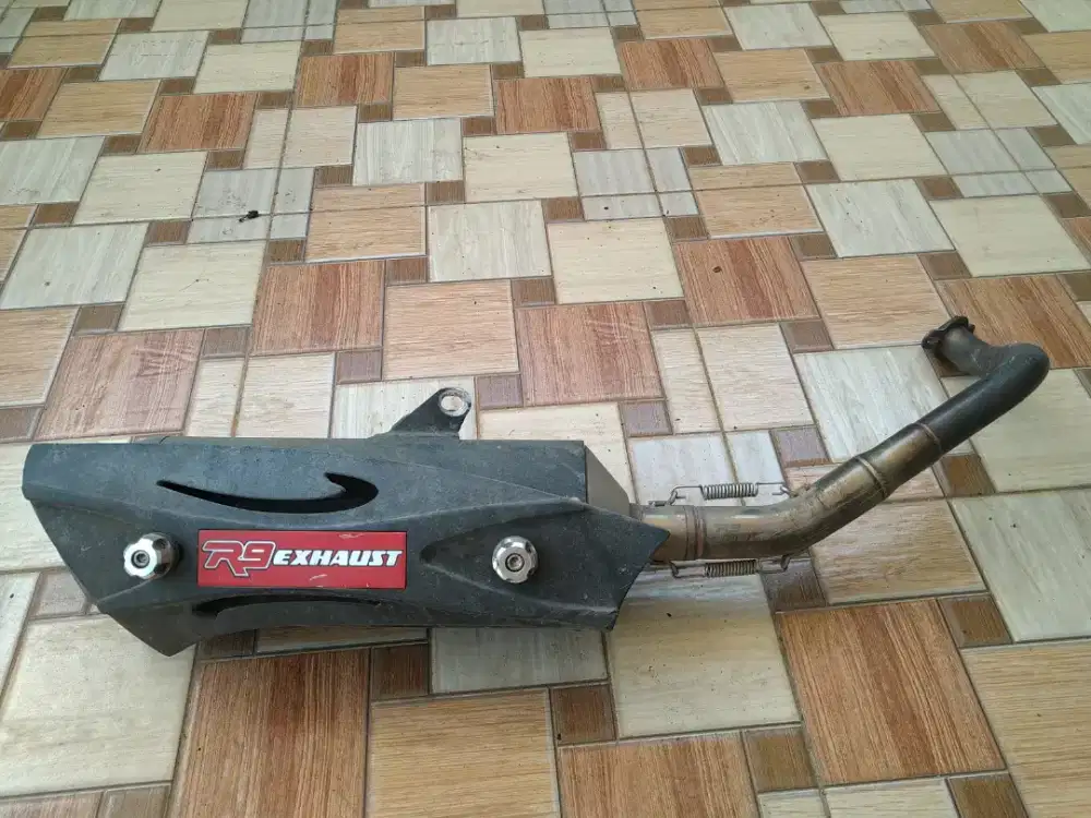 Knalpot R9 Misano Black Stainless