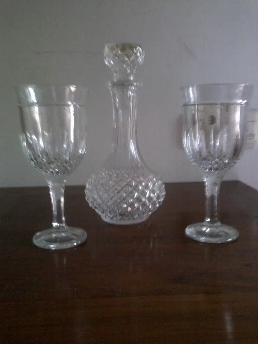 Gelas Dan botol kristal