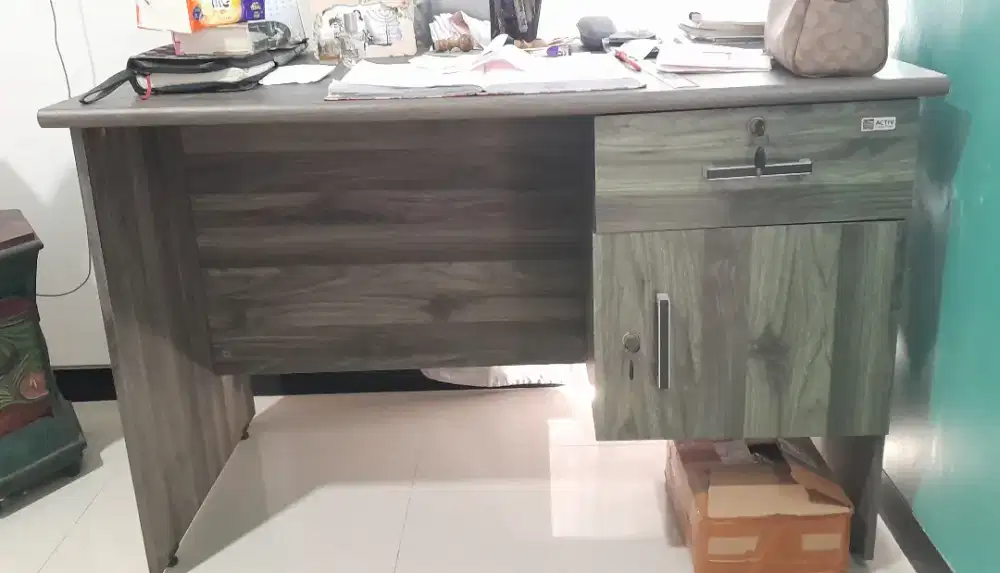 MEJA KANTOR MERK ACTIV