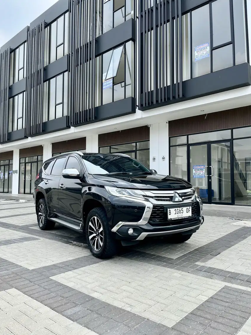 Pajero Dakar 4x4 2019 Hitam