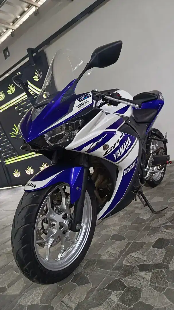 Yamaha r25 250cc 2cylinder