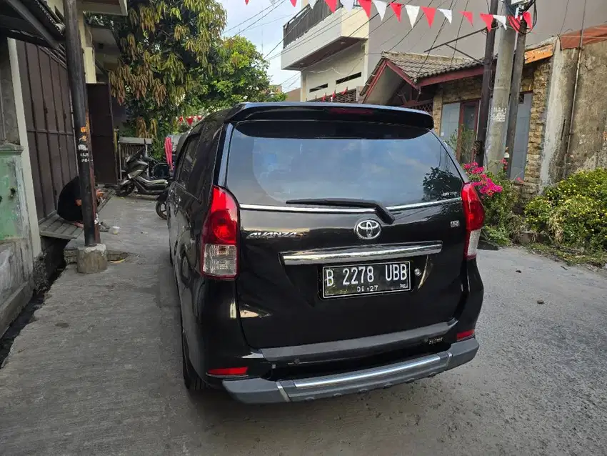 Toyota Avanza Avansa G Manual MT Tahun 2012 Hitam , 2013