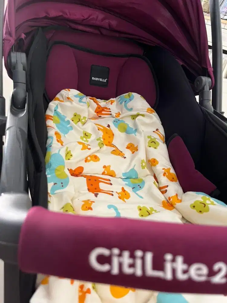 Stroller BabyElle CitiLite 2 - Warna Ungu