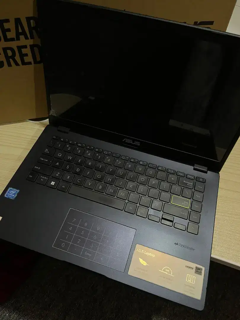 WTS JUAL ASUS VIVOBOOK E410MA