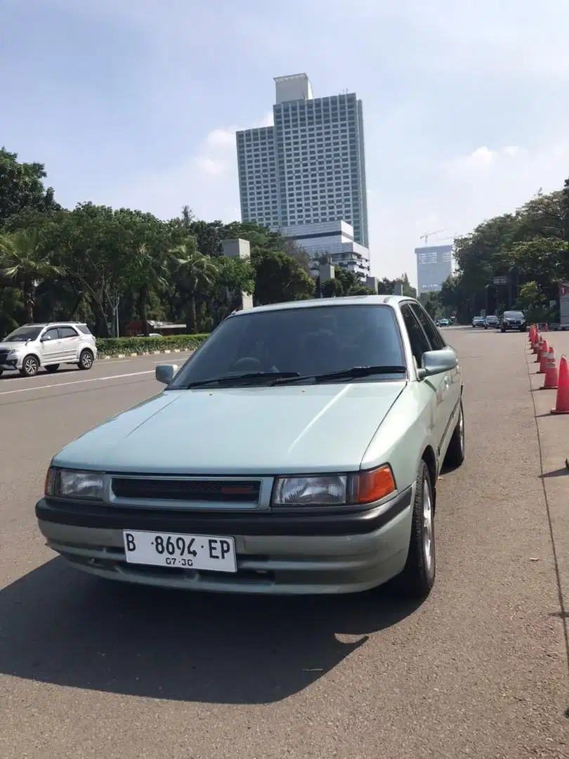 Mazda 323 1991 Bensin