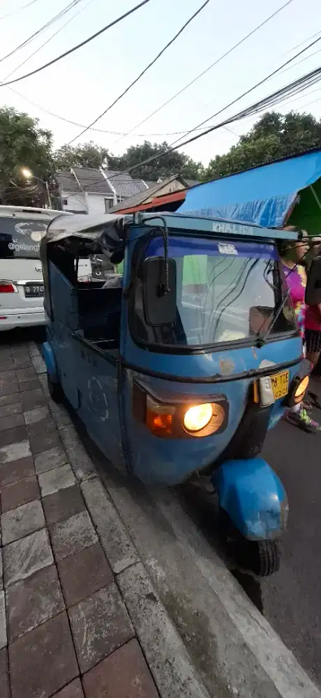 Bajaj RE 2013 sehat, onderdil baru semua