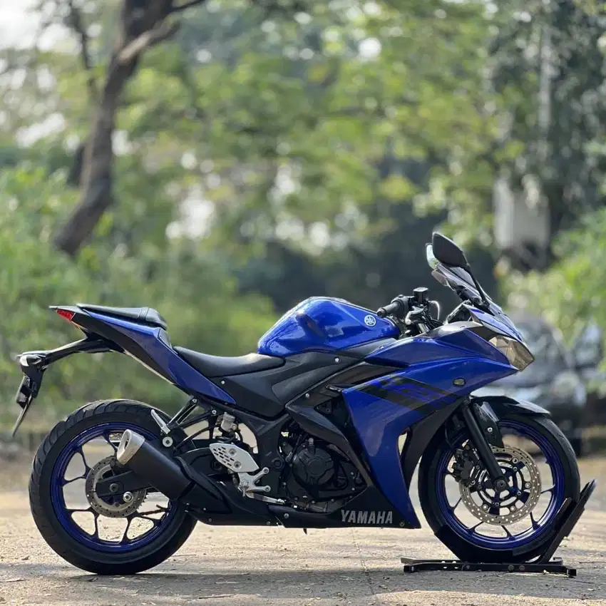 YAMAHA R25 V1 BLUE RACE 2018 KM LOW PAJAK PANJANG NO MINUS