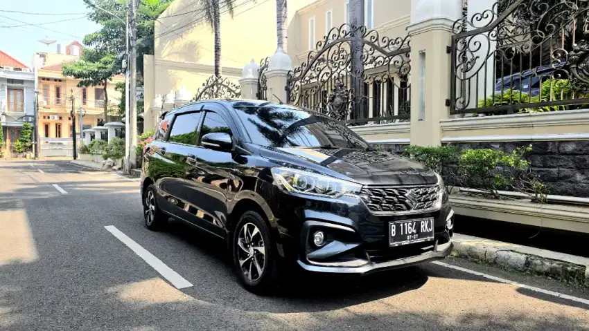 Suzuki Ertiga GX Hybrid 2022 AT