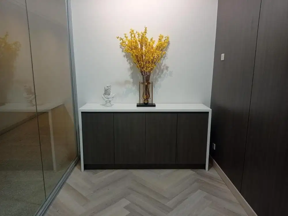 DIJUAL RUGI MEJA/RAK LEMARI