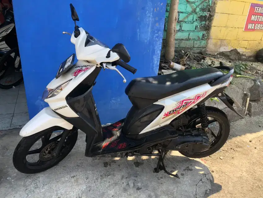 Honda beat 2011 lengkap mulus