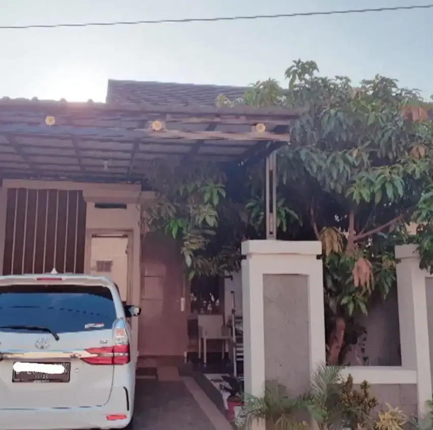 Disewakan Rumah tahunan - siap Huni di Mahkota Cimuning