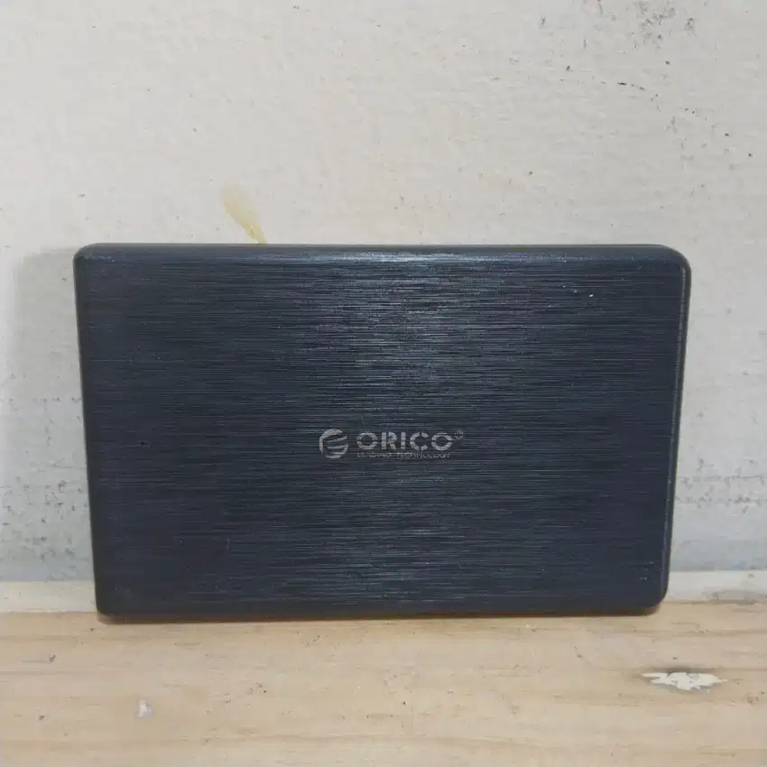 Hard disk eksternal 1 TB merk WD