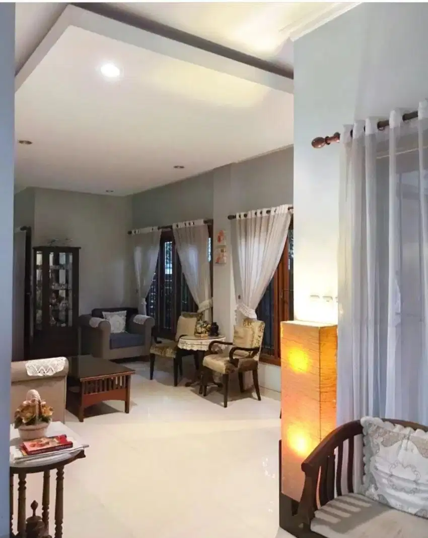 Dijual Rumah luas dan rapi , terawat di Pulo Asem Jakarta Timur