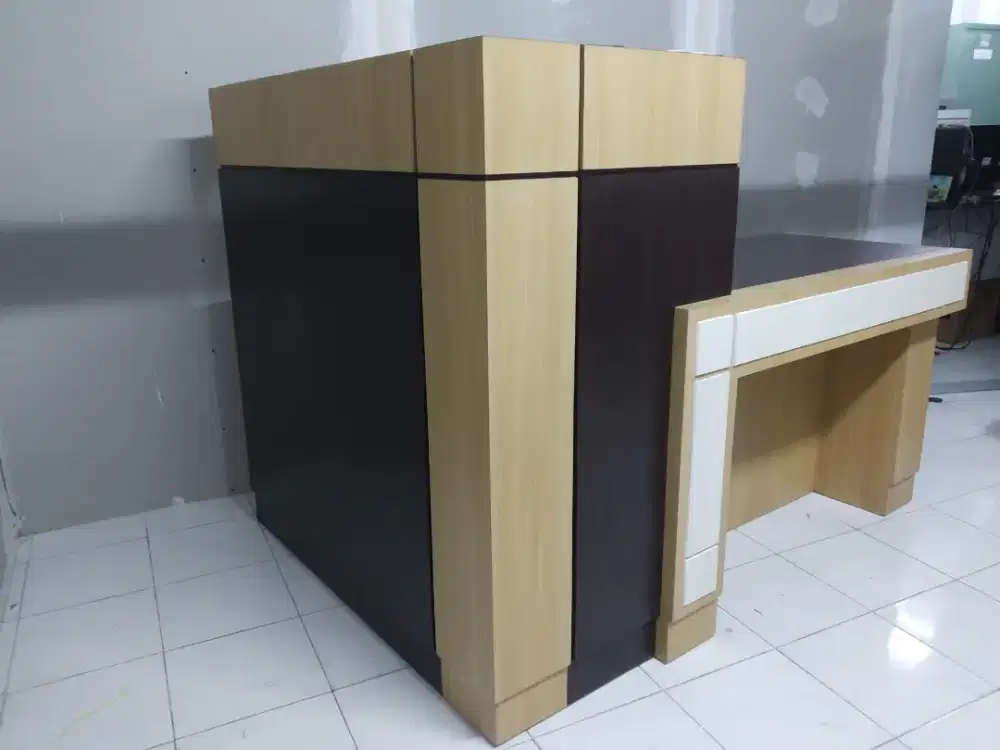 Meja resepsionis meja tulis kantor meja kerja minimalis