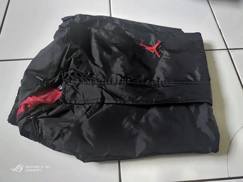 Jaket air Jordan