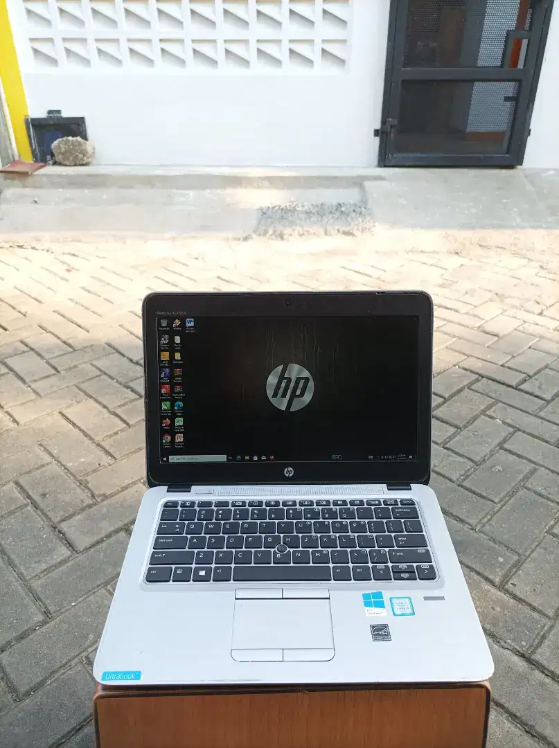 LAPTOP KERJA ADMIN HP ELITEBOOK 840 G3 CORE i5 GEN 6 RAM 8GB SSD 256GB