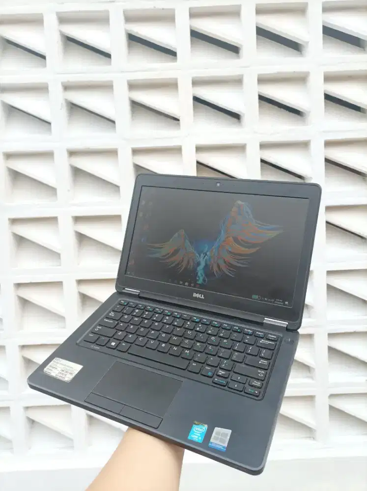 LAPTOP ADMIN DELL LATITTUDE E5250 CORE I5 GEN 5 RAM 8GB SSD 128GB