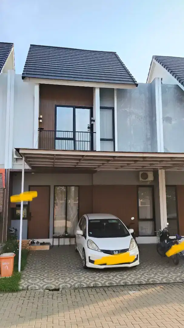 DIJUAL RUMAH 2 LANTAI FAMILIA URBAN ( OPER KREDIT ), BEBAS BANJIR