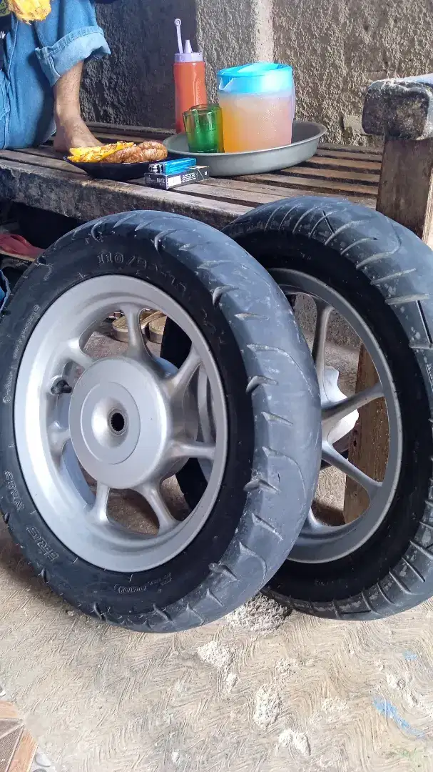 Velg Scoopy ORI depan belakang