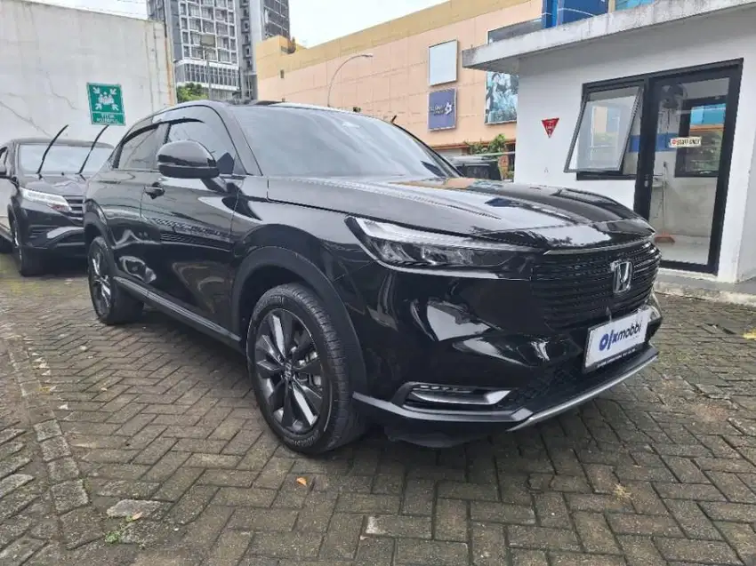 Like New Honda HR-V 1.5 SE Bensin-AT 2023 Hitam