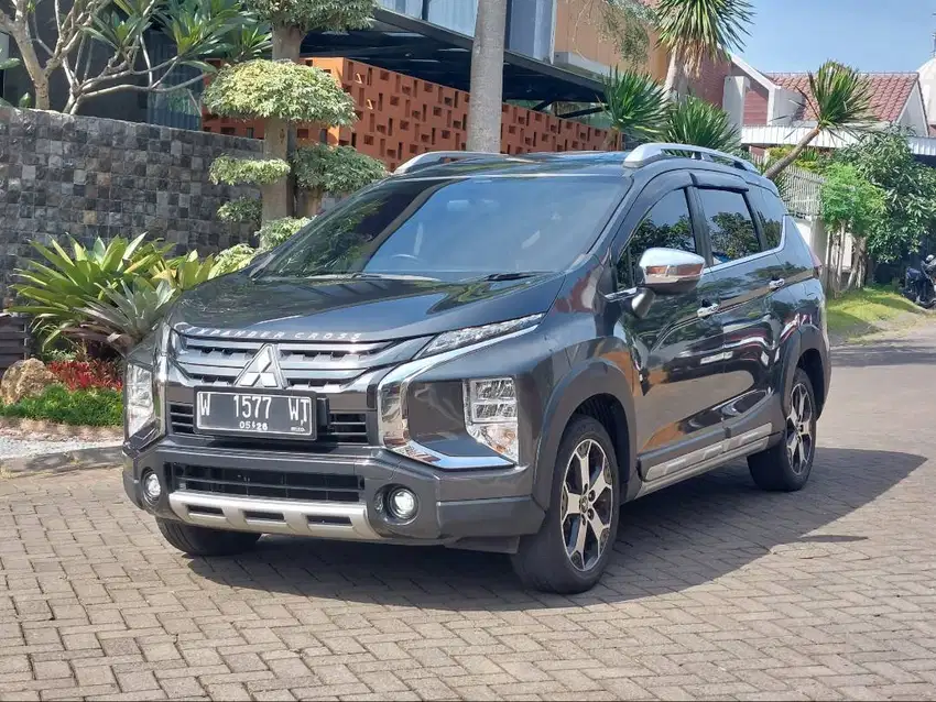 Xpander Cross Matic 2021 Premium Low KM