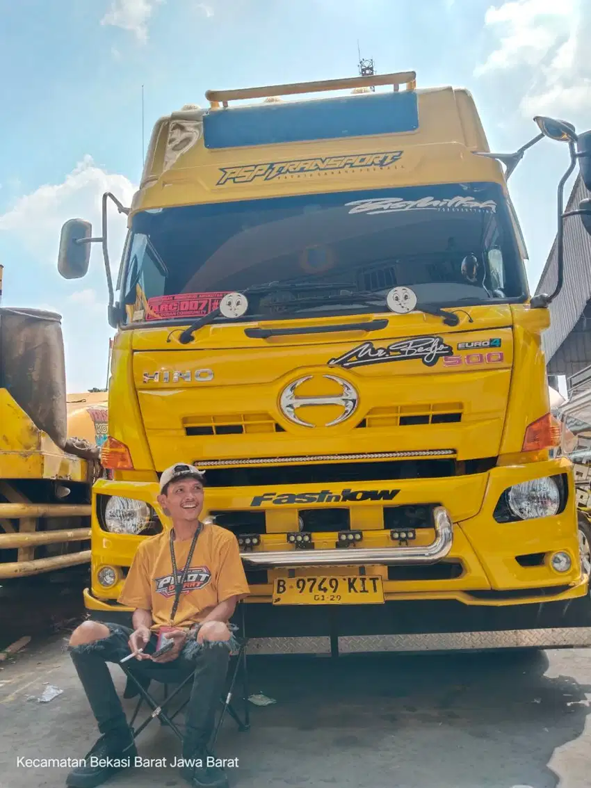 MELAMAR PEKERJAAN POSISI DRIVER DALAM KOTA DAN LUAR KOTA