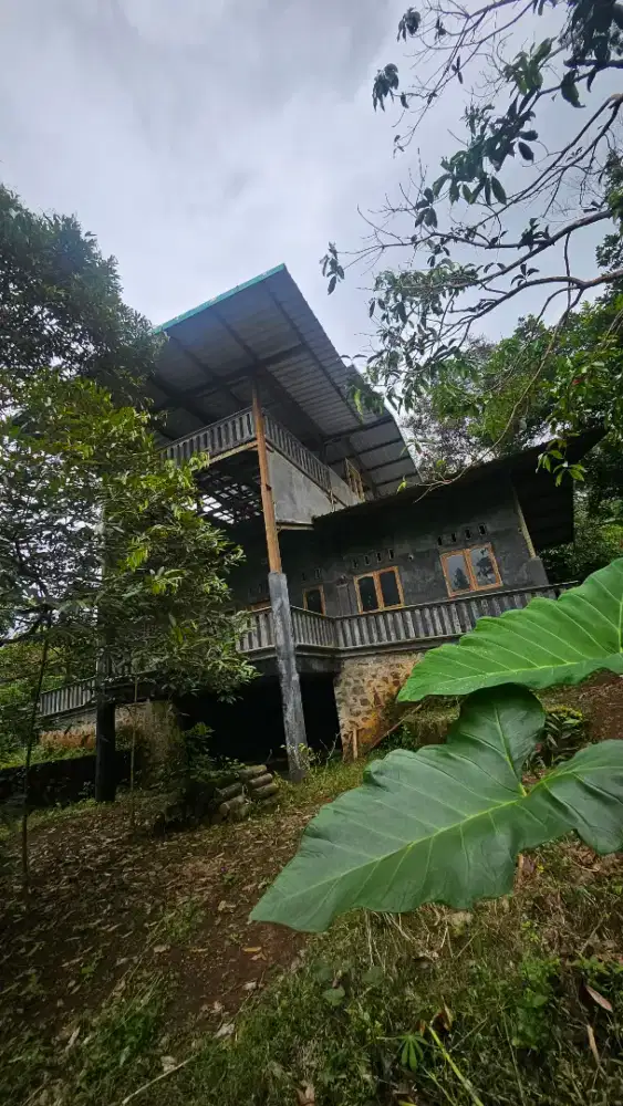 DIJUAL MURAH TANAH DAN BANGUNAN COCOK UNTUK VILLA DI MANCAK SERANG