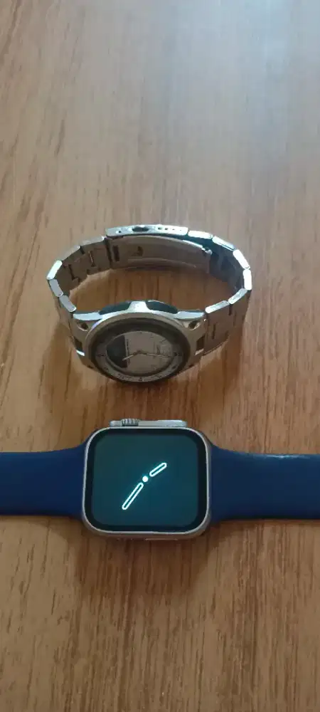 Jam tangan Casio dan jam smartwatch