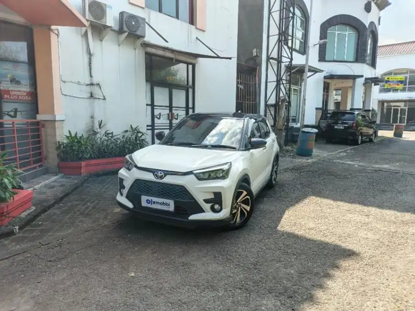 Like New - TOYOTA RAIZE 1.0 G TWO TONE BENSIN A/T 2023 PUTIH