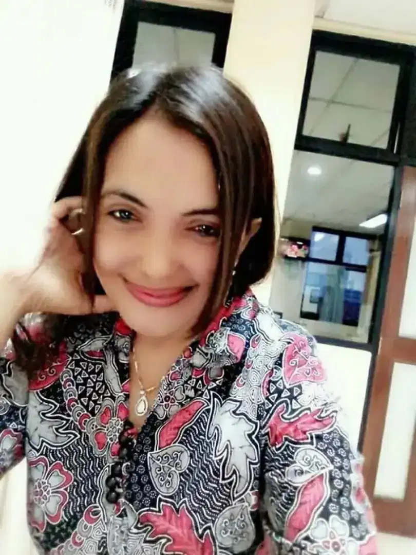 Mencari lowongan art,penjaga toko,rumah makan Dll
