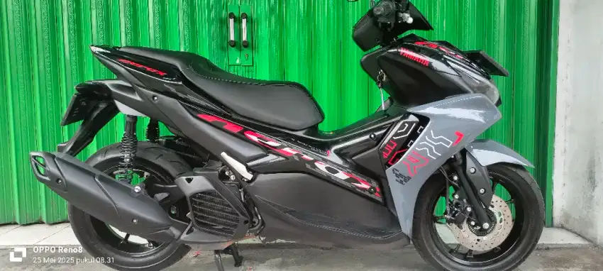Yamaha aerox th 2024 bln 12 B Bekasi kota