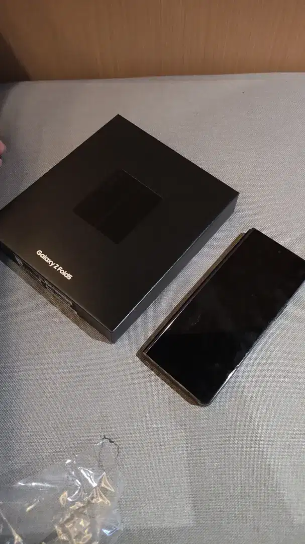Samsung Galaxy Z Fold 5 12/512 GB Fulsett