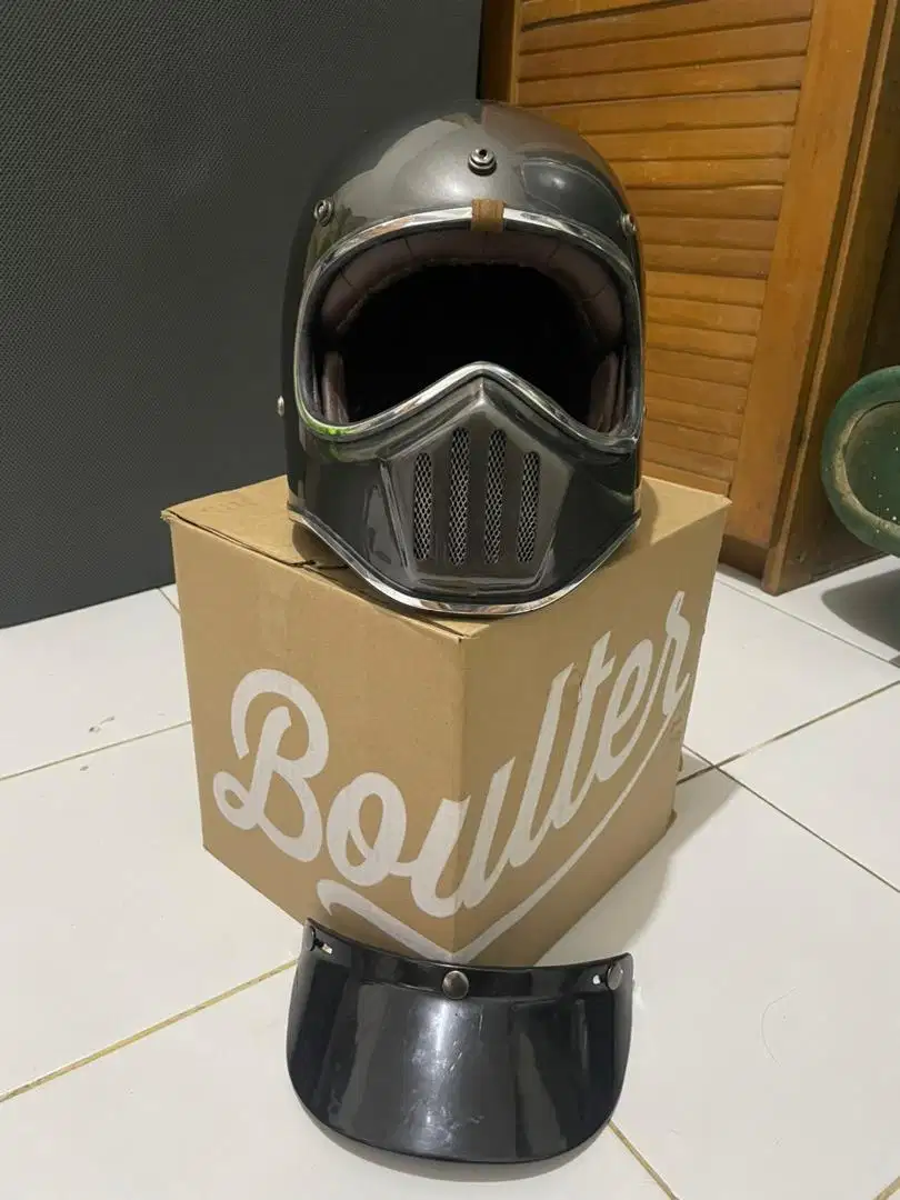 Jual Helm Cakil Boulter