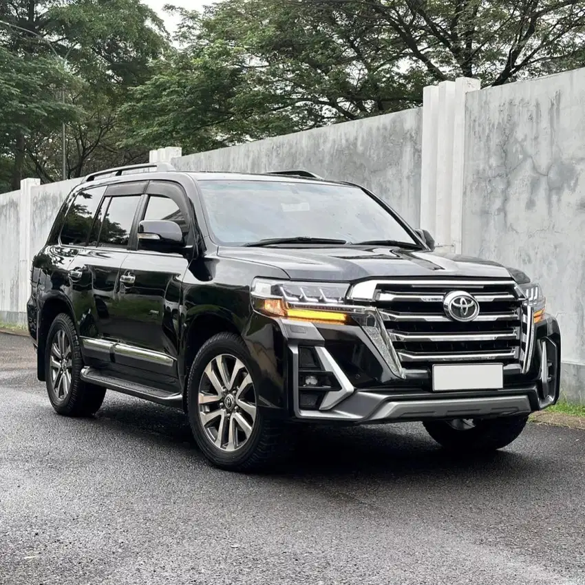 (CASH) Toyota Land Cruiser VX200 2010 (Convert Facelift)