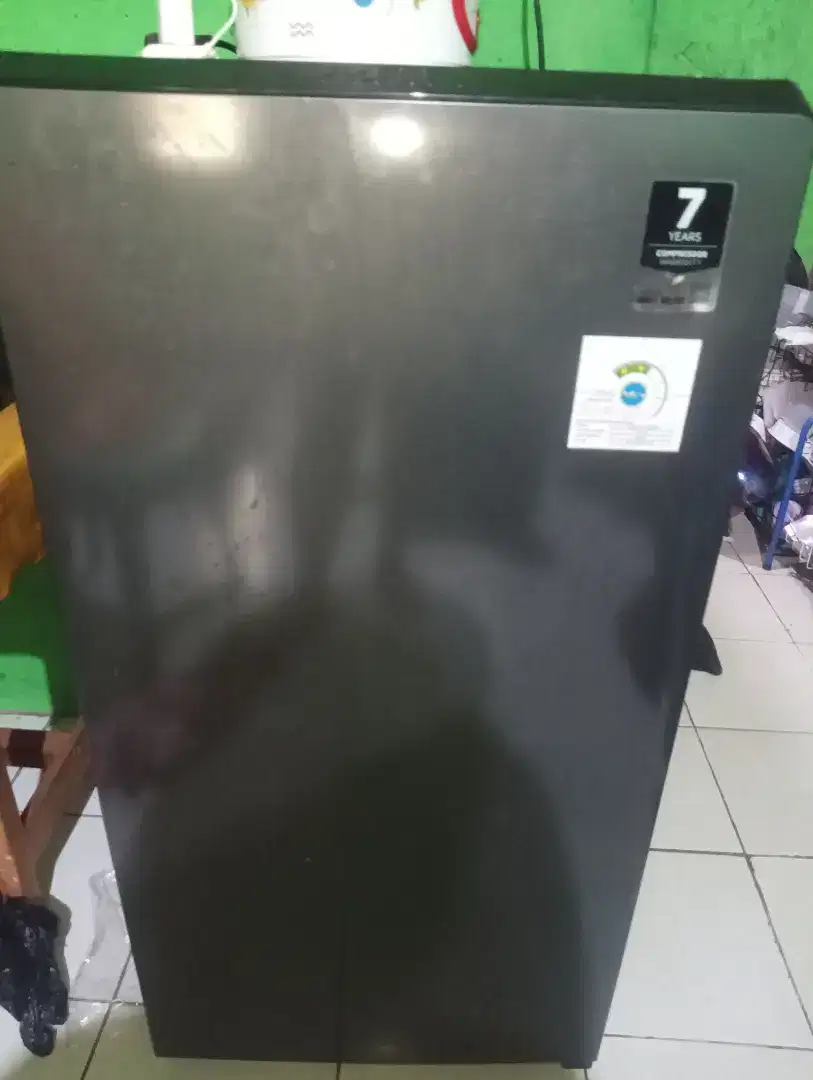 Kulkas merk Aqua 1 pintu