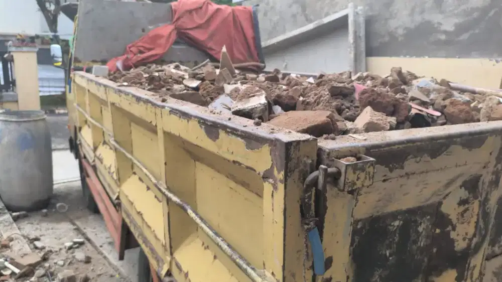 Jasa angkut brangkal