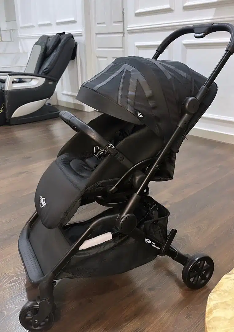 Stroller easywalker mini budgy turn black