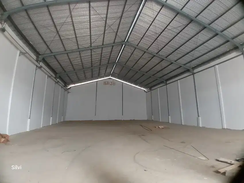 Disewakan gudang baru di Kairagi Manado