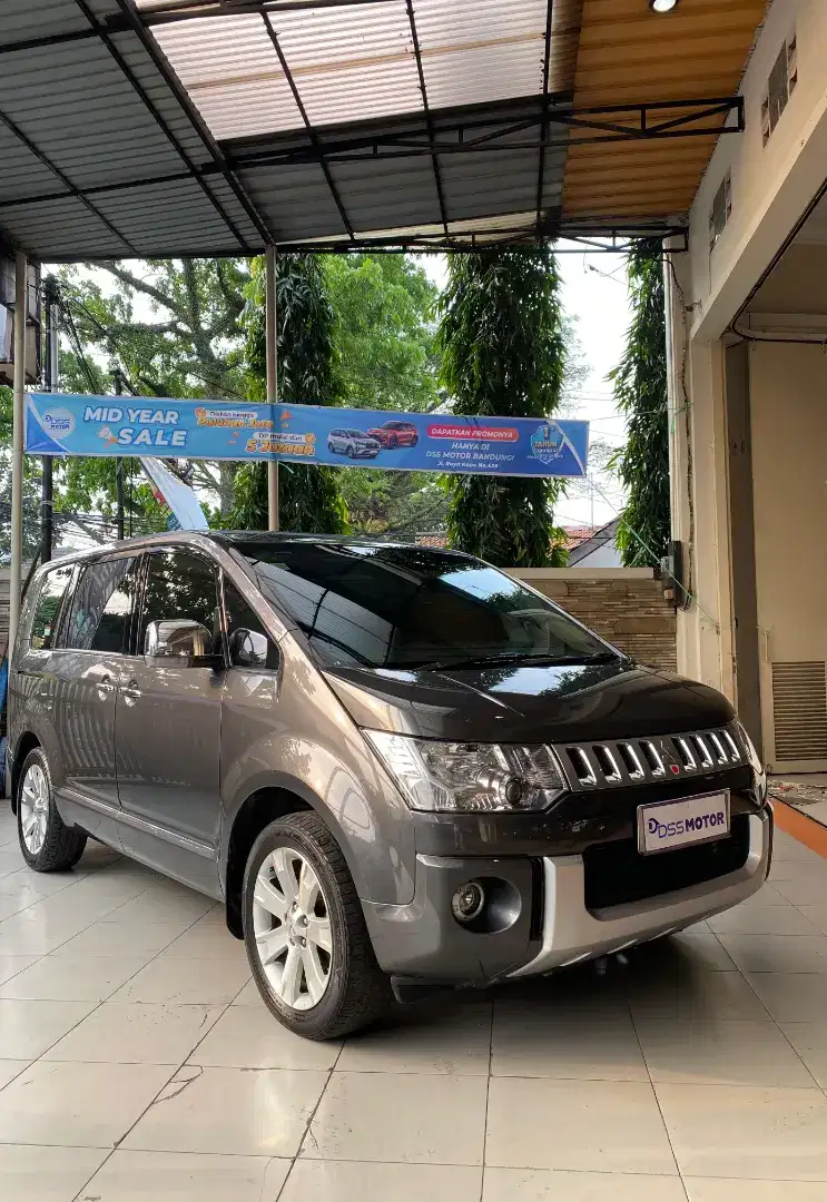 MITSUBISHI DELICA 2.0 ROYAL AT 2016