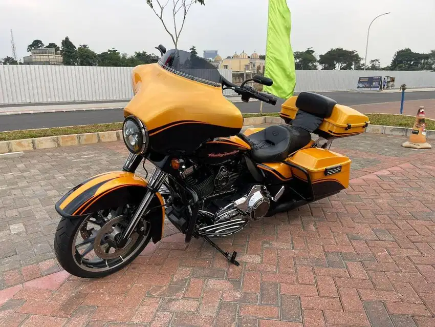 STREETGLIDE 2013 KM15RB