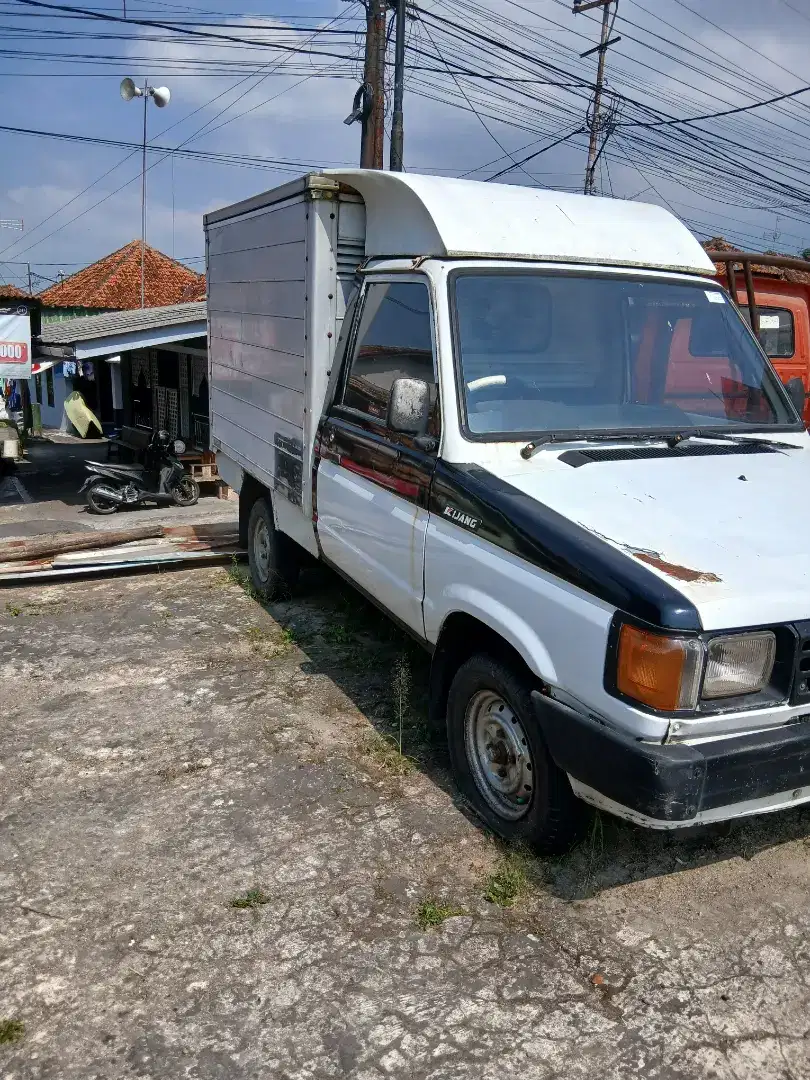 Kijang Box dijual BU