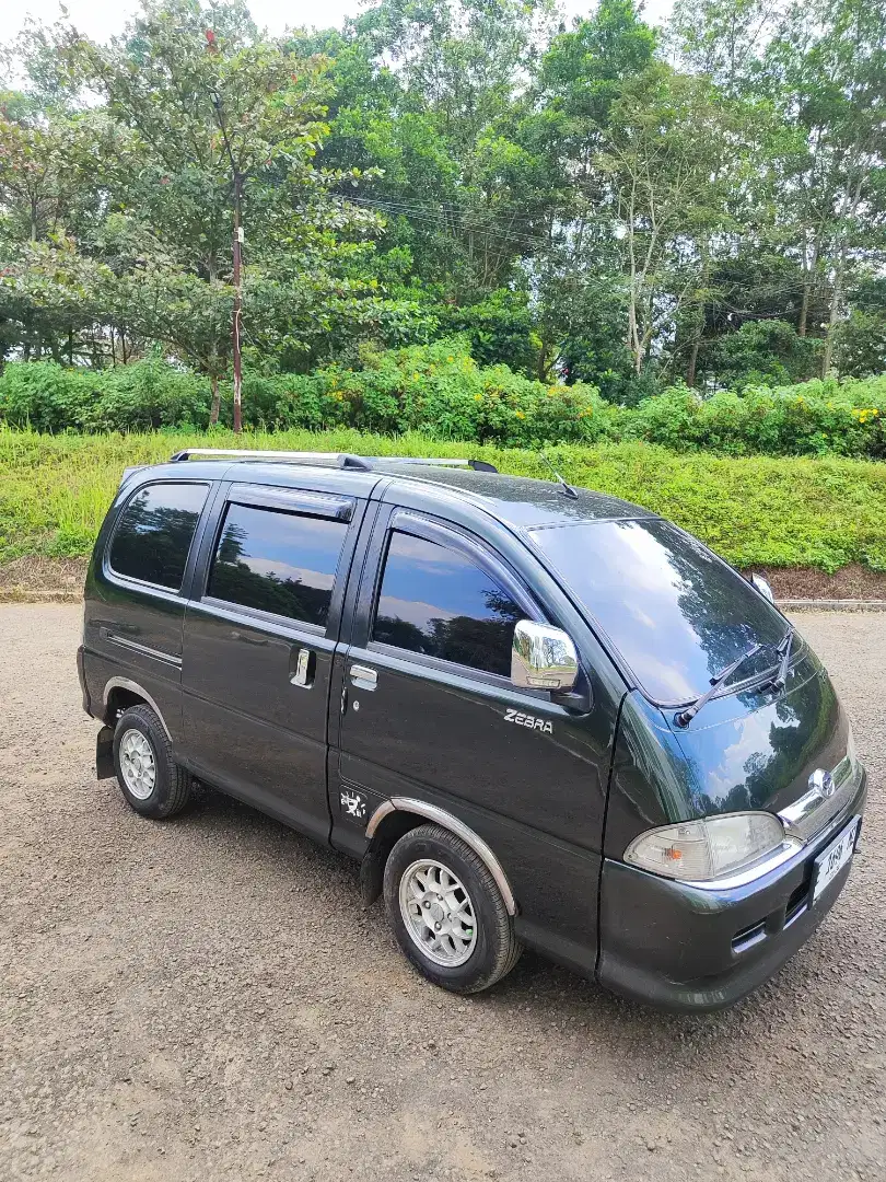 DAIHATSU ZEBRA ESPASS