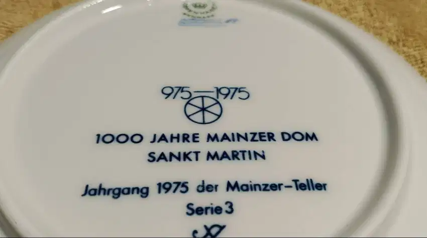 Piring Hias Edisi Terbatas (Denmark, 1975)