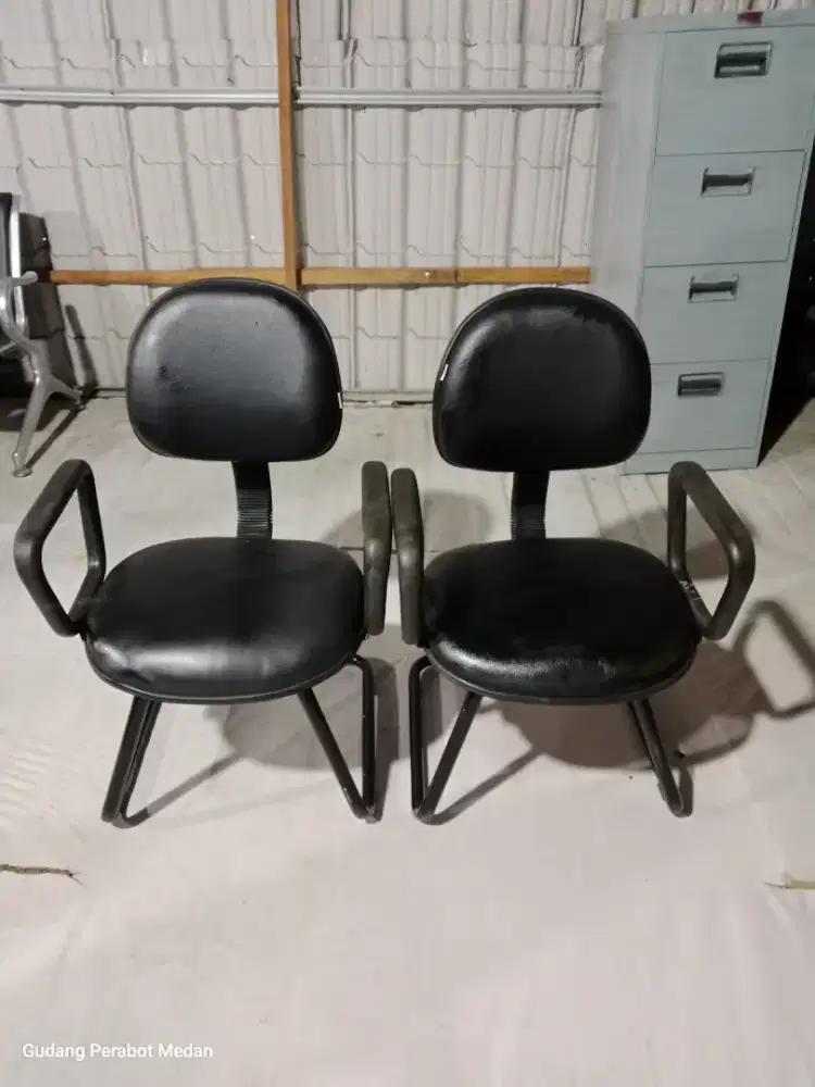 Jual Kursi Hadap Kantor Bekas