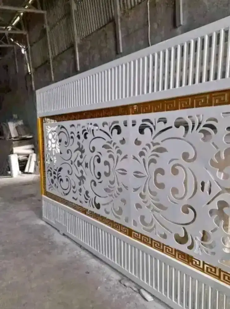 Gerbang minimalis, pagar besi