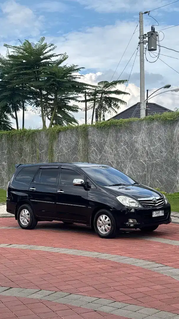 TOYOTA INNOVA 2009 2.0 V MATIC
