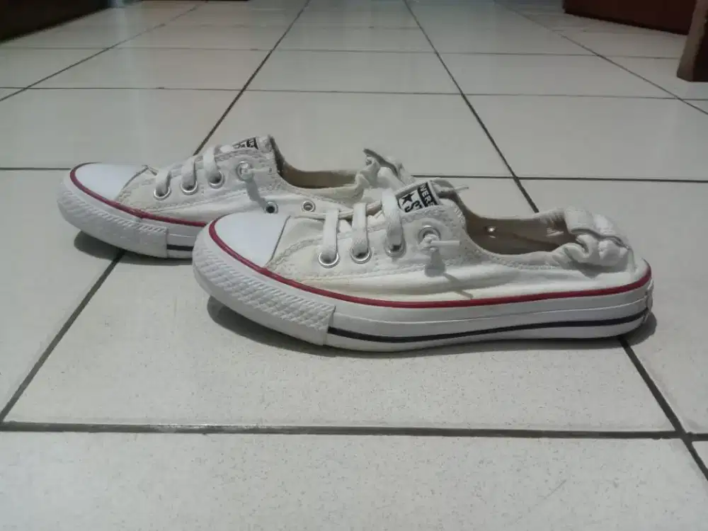 Converse kerut size 36