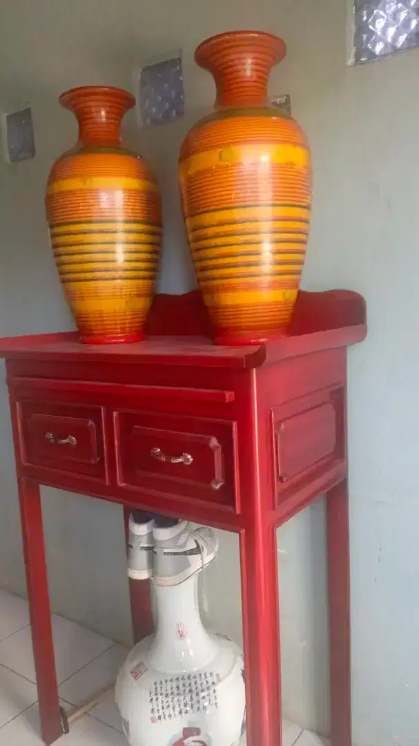 Borongan murah Meja dan Guci