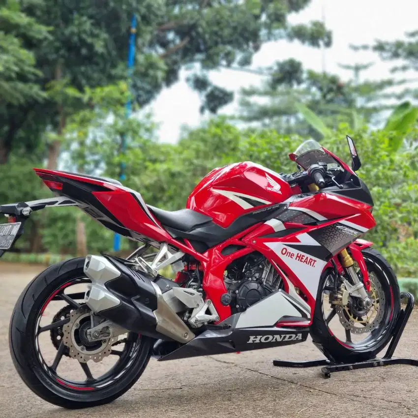 MULUS ABIS! HONDA CBR250RR ABS RED RACING 2017 PAJAK PANJANG SIAP GAS