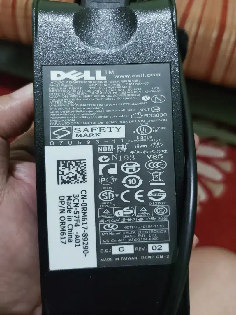 CHARGER LAPTOP DELL 19.5 V- 4..62 A... ORIGINAL..
